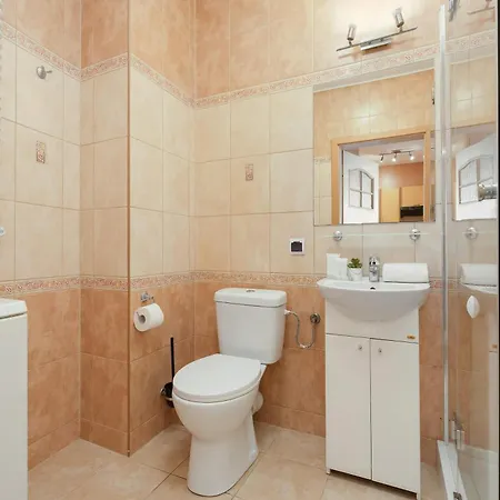 Cozy With A Balcony In A Great Location By Renters * Varsóvia