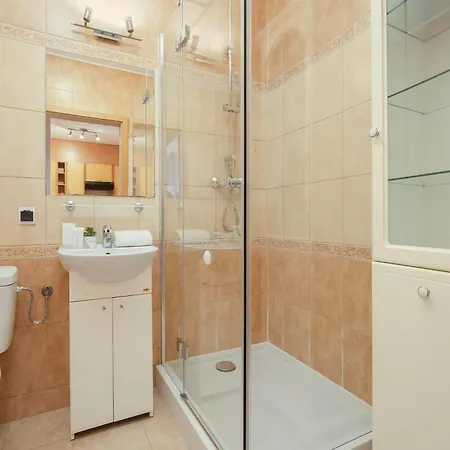 Apartamento Cozy With A Balcony In A Great Location By Renters *