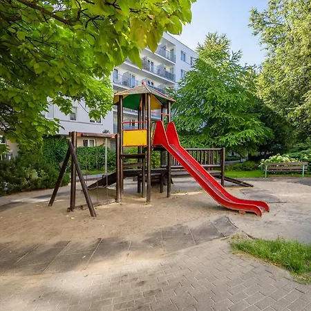 Cozy With A Balcony In A Great Location By Renters *